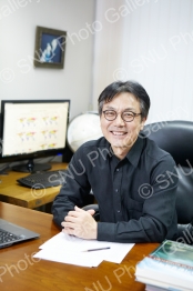 서울대학교 학술교육상 수상기념 인터뷰 - 허창회 교수
