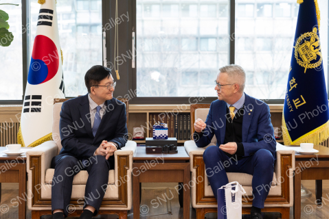 독일 베를린자유대 총장, 서울대 총장 예방